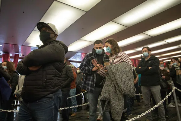 Fransa’da seçim yarışması! Macron mu Le Pen mi? İşte anket sonuçları