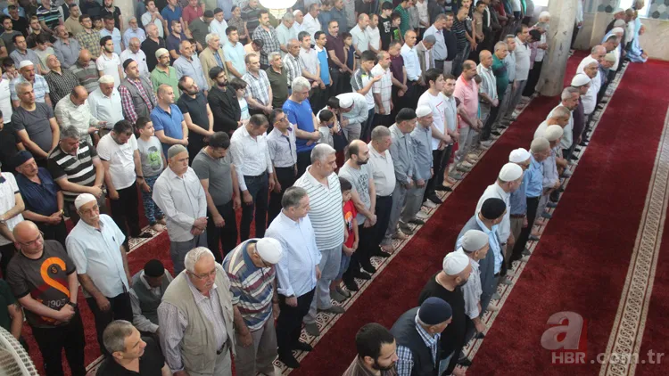 Bayram namazı saat kaçta? 2 Mayıs 2022 il il bayram namazı saatleri | İstanbul, Ankara, İzmir bayram namazı kaçta? 2