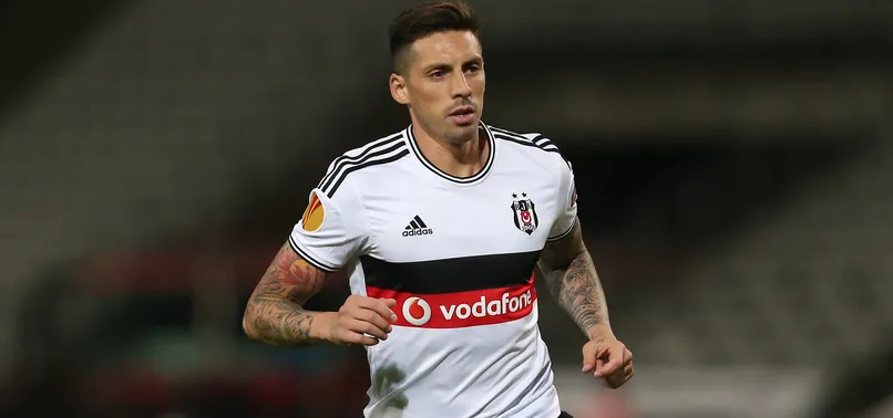 Jose Sosa'nın ayrılma nedeni belli oldu!