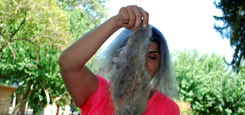 Kuaföre boyatmaya gittiği saçları elinde kaldı