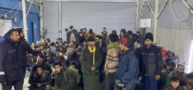Ağrı’da kamyona saklanmış 113 düzensiz göçmen yakalandı