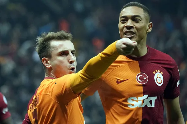 ahabercomtr-sordu-okan-buruk-galatasaraydaki-hayalini-acikladi-1708978020243.jpg Ahaber.com.tr sordu Okan Buruk Galatasaray'daki hayalini açıkladı: İlk hedefim... - 1
