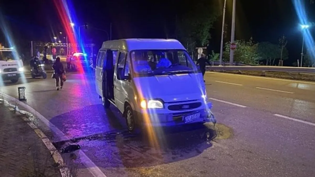 Ordu'da feci kaza: Minibüs U dönüşü yaşan hafif ticari araçla çarpıştı
