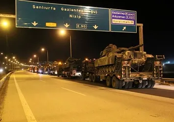 Irak sınırına askeri sevkiyat