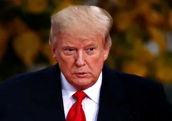 Trump'tan yeni kriz sinyali: Kendinizi koruyun