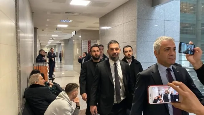 secil-erzanin-tutukluluk-halinin-devamina-karar-verildi-1712255313106.jpeg Mahkemeden flaş Seçil Erzan kararı! Tutukluluk halinin devamına... - 1