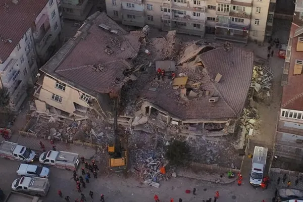 Elazığ'daki depremzedeler yeni yıla evlerinde girecek - 7