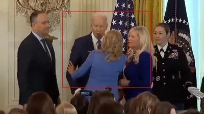 Biden bu kez de eşini başka bir kadınla karıştırdı!