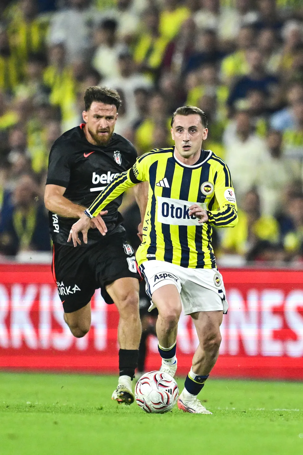 1788760874521.jpg Fenerbahçe'de Roma maçı öncesi 4 değişiklik: Semedo, İrfan Can, Oğuz Aydın ve Vedat Muriqi kulübeye çekilecek - 2