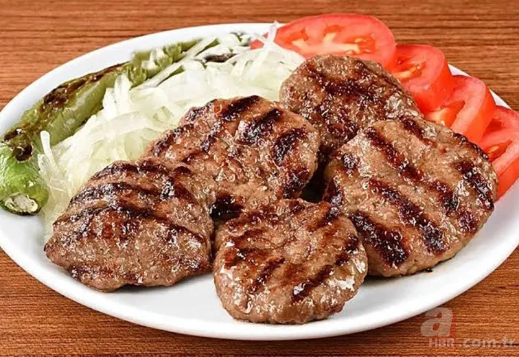 Lahmacundan çıkanlar mide bulandırdı! İstanbul'da gıda teröristleri pes dedirtti: İşte o listenin tamamı 6
