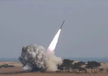 Kuzey Kore balistik füze fırlattı! Güney Kore ve Japonya'dan açıklama geldi