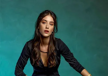 Hazal Kaya'dan doçente haciz davası