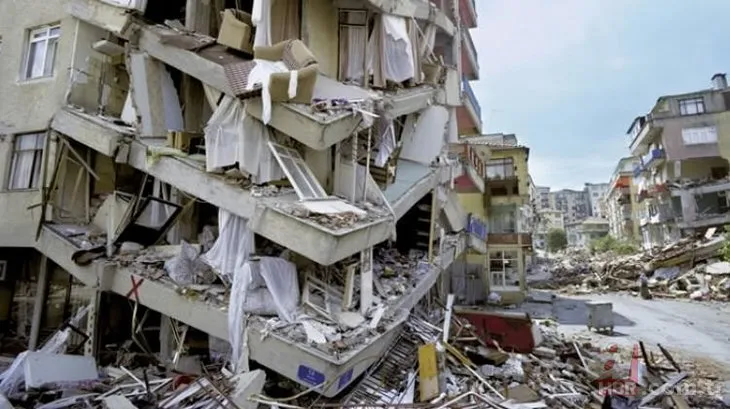 Deprem profesöründen korkutan İzmir açıklaması
