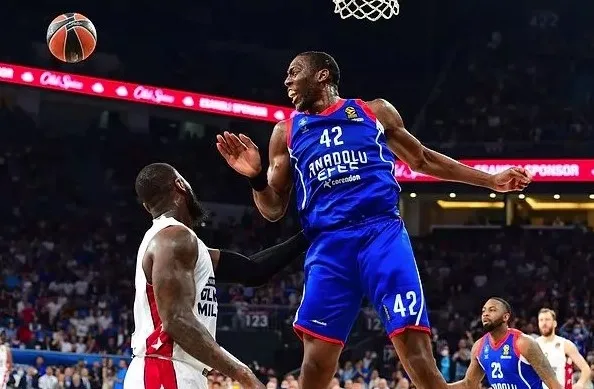 bryant-dunston-kimdir-anadolu-efes-basketbolcusu-bryant-dunstonin-saglik-durumu-nasil-son-dakika-1682766628101.jpg Anadolu Efes Basketbolcusu Bryant Dunston sağlık durumu nasıl son dakika? Bryant Dunston kimdir, kaç yaşında? - 5