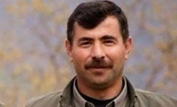 son-dakika-baskan-erdogan-mujdeli-haber-diyerek-acikladi-pkknin-suriye-sorumlusu-sofi-nurettin-olduruldu-1621272445951.jpg Son dakika: Başkan Erdoğan 'müjdeli haber' diyerek açıkladı: PKK'nın Suriye sorumlusu Sofi Nurettin öldürüldü - 2