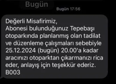 beyoglunda-panik-anlar-isparkin-kolanlari-catladi-otopark-baslatildi-1735154907832.jpeg Vatandaşlara otoparkın boşaltılması için gönderilen mesaj (Foto: ahaber.com.tr)