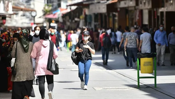 beklenen-aciklama-maskeler-ne-zaman-kalkacak-2022-maske-zorunlulugu-ne-zaman-zaman-kalkiyor-1650284921735.jpg Beklenen açıklama: Maskeler ne zaman kalkacak? 2022 maske zorunluluğu ne zaman zaman kalkıyor? - 2