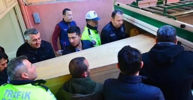 Adana'da polis memuru eşini öldüren kadına 20 yıl hapis cezası - 1