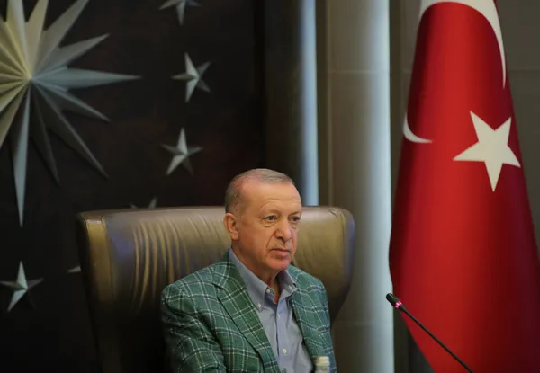 son-dakika-baskan-erdogan-istanbulda-bosnak-sivil-toplum-kuruluslarinin-temsilcilerini-kabul-etti-1636293960453.jpg Son dakika: Başkan Erdoğan İstanbul'da | Boşnak sivil toplum kuruluşlarının temsilcilerini kabul etti - 3