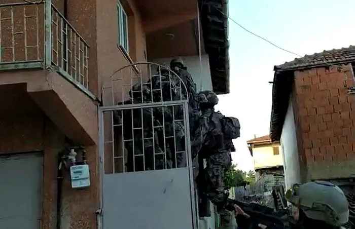 Son dakika: Ankara’da DEAŞ operasyonu: Çok sayıda gözaltı var