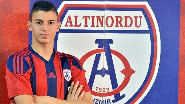 Manchester City, Berke Özer'i istiyor - 1