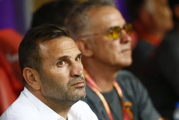 okan-buruktan-mertens-ve-torreira-aciklamasi-testler-yapacagiz-1659908689571.jpg Okan Buruk'tan Mertens ve Torreira açıklaması: Testler yapacağız - 2