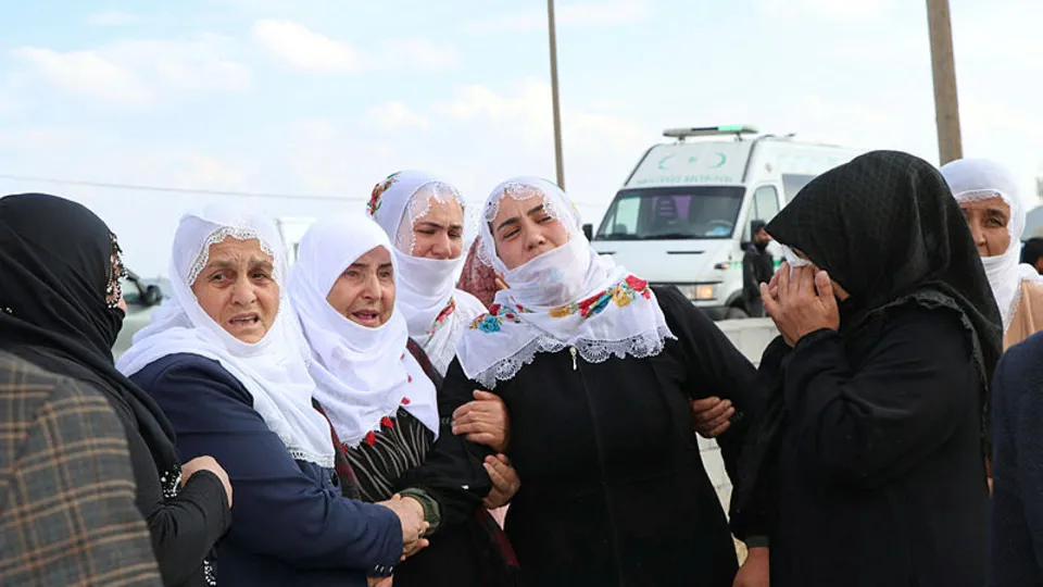 Bitlis'te kuduz vakası! Hayatını kaybeden 12 yaşındaki Mustafa Erçetin'in cenazesi görenlerin yüreklerini yaktı