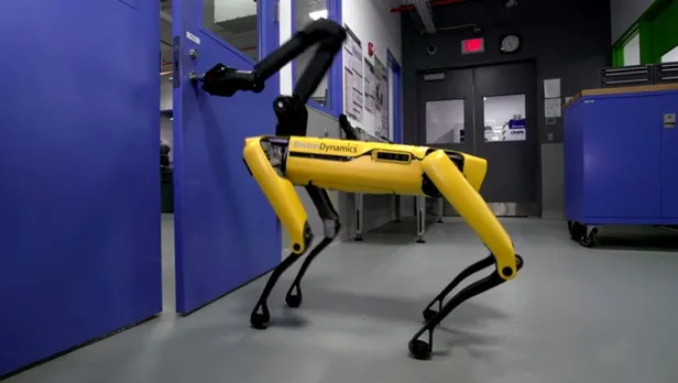 Black Mirror 6. sezon 1. bölüm ne zaman, hangi tarihte? Yeni sezon da neler olacak? Black Mirror konusu ne, oyuncuları kimler?