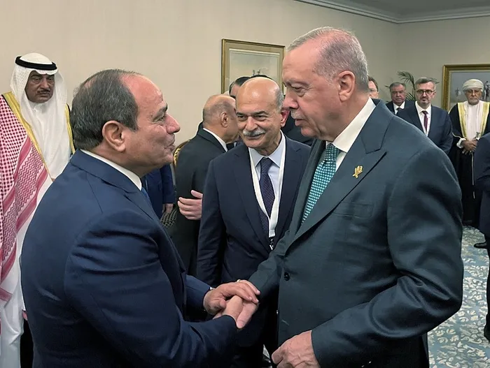 baskan-recep-tayyip-erdogan-turkiye-akdenizdeki-kaynaklardan-payina-duseni-alacak-1758872869515.jpeg Başkan Erdoğan ve Mısır Cumhurbaşkanı Sisi (AA)