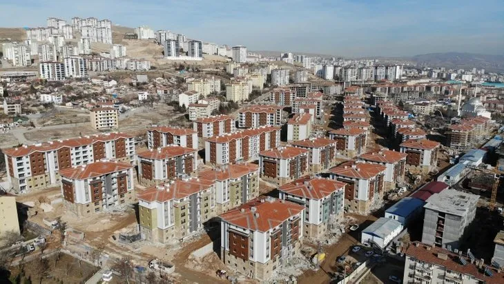 TOKİ ucuz konutta kriterler belli oldu! TOKİ evleri nasıl olacak? Bakan Kurum detayları tek tek açıkladı