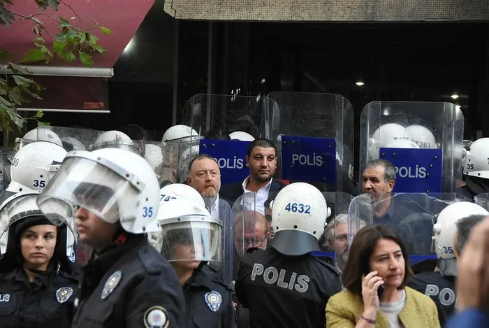 İzmir’de Sezai Temelli’ye protesto! HDP provokasyonuna izin verilmedi