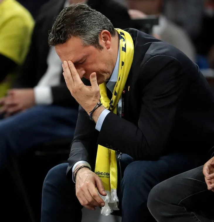 Fenerbahçe haberleri  | Sarı lacivertli takımda büyük şok! Yönetim ve teknik heyet karşı karşıya geldi