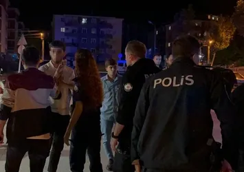 Bursa'da olaylı gece! Kavgayı ayırmaya giden polislere çirkin saldırı