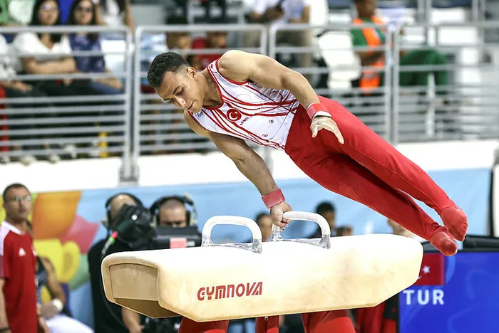 son-dakika-19-akdeniz-oyunlarinda-milli-cimnastikci-adem-asilden-altin-madalya-1656438445936.jpg