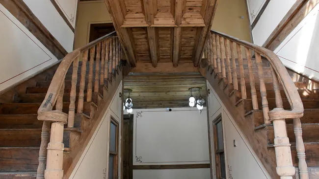 Bursa’da restore edilen 553 yıllık eğitim yuvası yeniden öğrencilerine kavuşacak