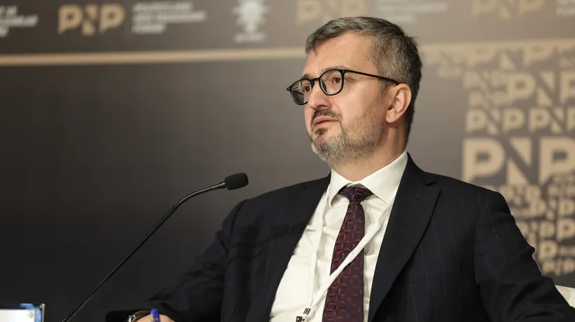 Burhanettin Duran kimdir, kaç yaşında, aslen nereli? İletişim Başkanı Burhanettin Duran evli mi, kaç çocuğu var? Hayatı ve kariyeri...