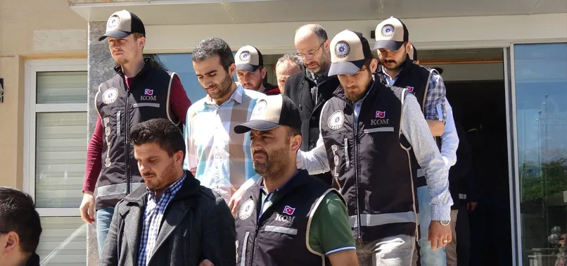 FETÖ'nün 'mahrem asker abileri'ne operasyon