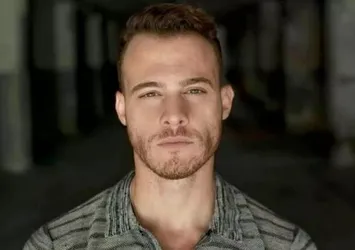 Oyuncu Kerem Bürsin'in acı kaybı!