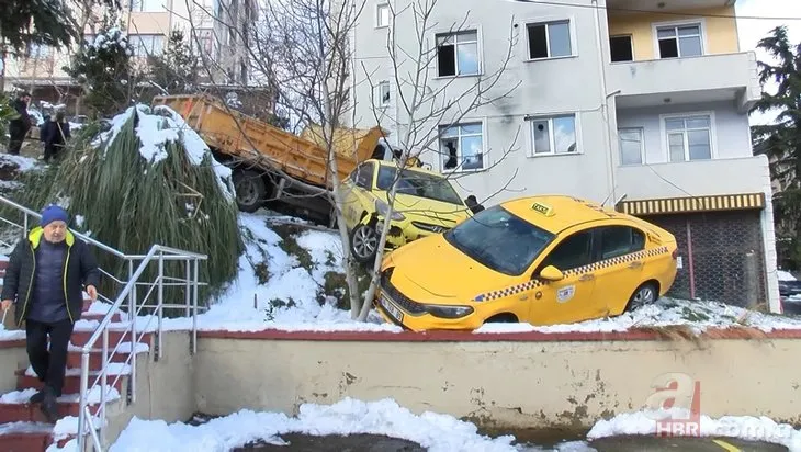 Sarıyer’de facianın eşiğinden dönüldü: Kaza yapan taksilere belediye aracı çarptı! ’Dur gelme dedim ama...’