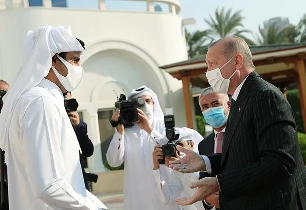 Son dakika: Erdoğan Katar Emiri Temim’in önünde eğildi yalanı! AK Parti’den Kılıçdaroğlu’na sert tepki