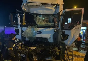 Bilecik'te iki tır çarpıştı: 1 can kaybı