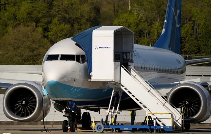 Katar’dan Trump’a gökyüzünde servet: Doha’nın hediye ettiği 747’nin ayrıntıları ortaya çıktı! Lüks için güvenliğini ikinci plana mı atacak?