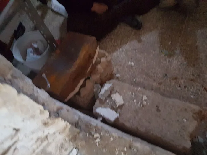 Teröristler ihtiyar köylüleri bağlayıp mayınla tuzakladı - 1