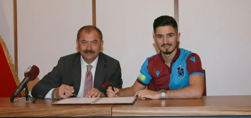 Trabzonspor Fıratcan Üzüm'e imza attırdı