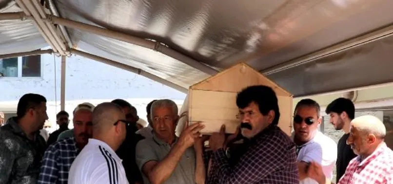 Kırıklareli’de 6 kişinin hayatını kaybettiği kazada 5 yaşındaki küçük çocuk toprağa verildi!