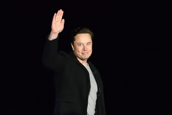 Dünyanın en zengin insanı değişti! İşte Elon Musk’ı tahtından eden o isim