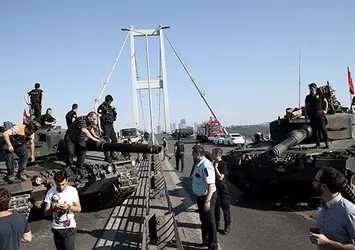 Köprüyü vur emrini alan pilot bombayı bakın nereye atmış