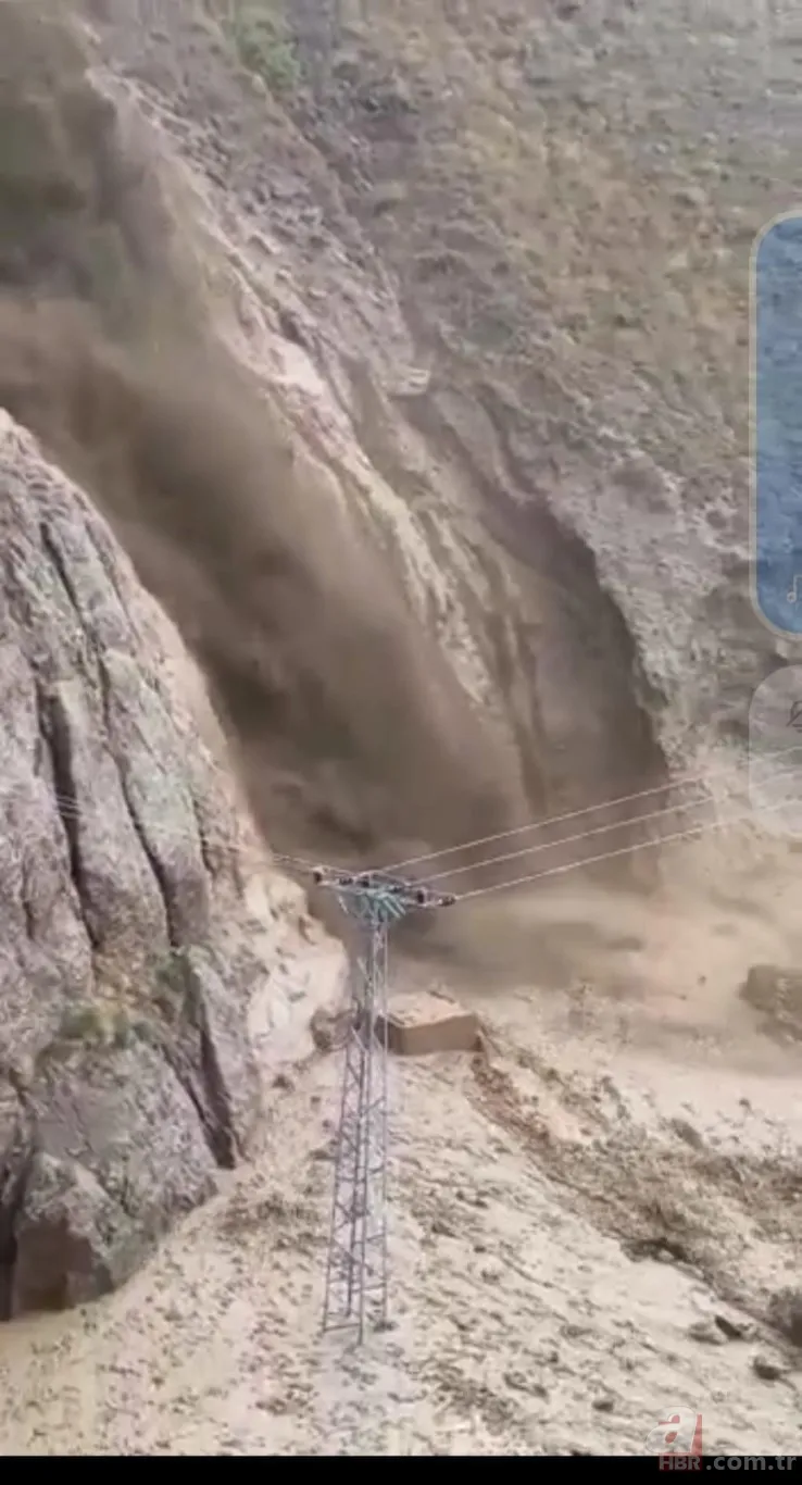 SON DAKİKA: Hakkari-Van kara yolu 3 noktada meydana gelen heyelan nedeniyle kapandı 8