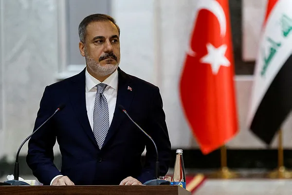 disisleri-bakani-fidan-irakin-pkkyi-resmen-teror-orgutu-olarak-tanimasini-bekliyoruz-1692732144281.jpg Dışişleri Bakanı Fidan: Irak'ın PKK’yı resmen terör örgütü olarak tanımasını bekliyoruz - 1