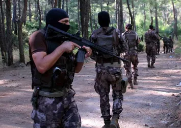 Suikastçıları yakalayan tim yola çıktı